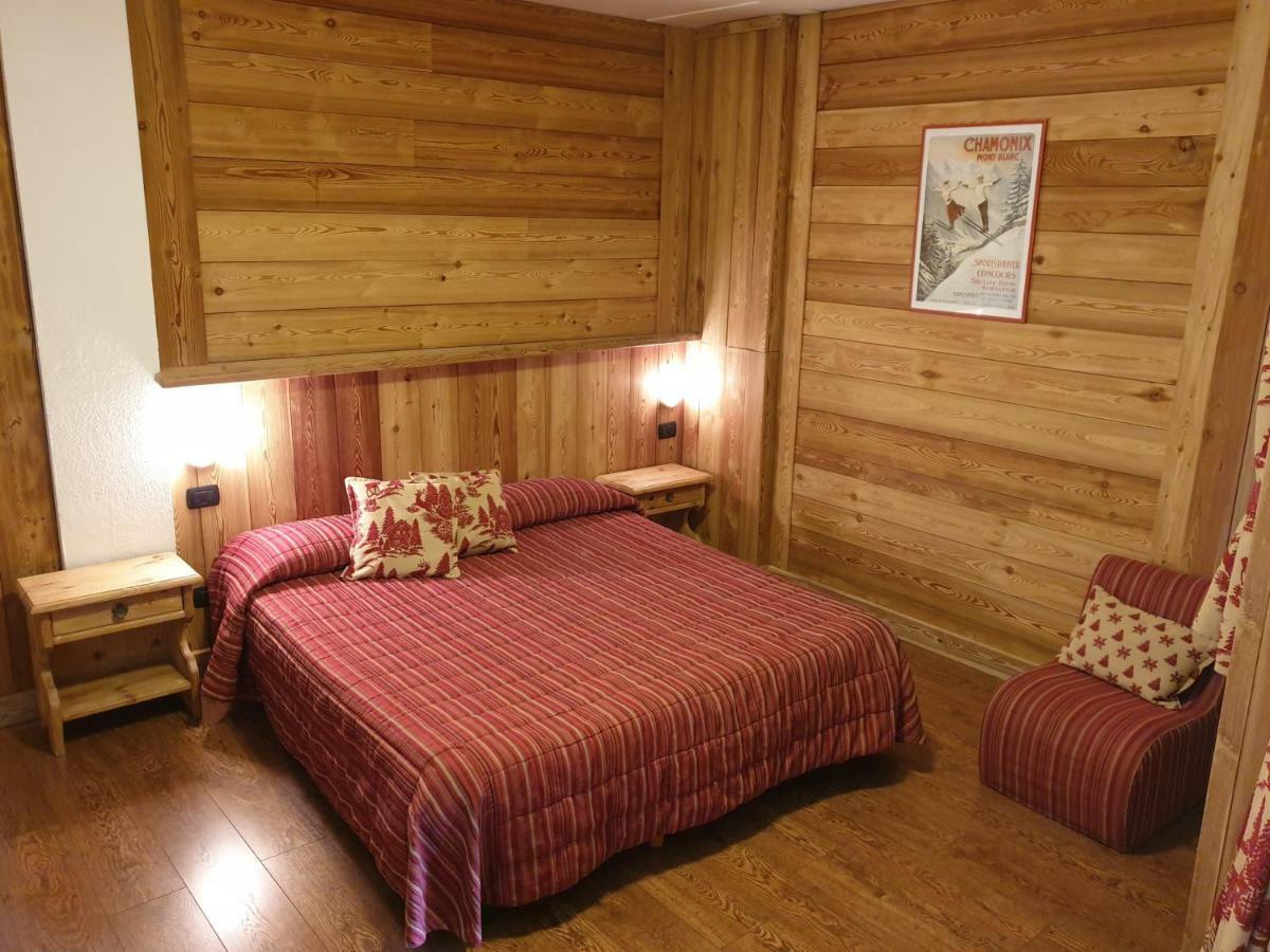 Hotel Rendez-Vous - Aymavilles Luaran gambar