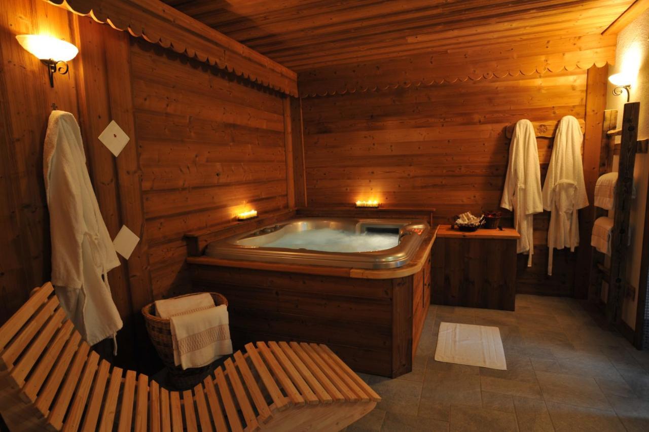 Hotel Rendez-Vous - Aymavilles Luaran gambar